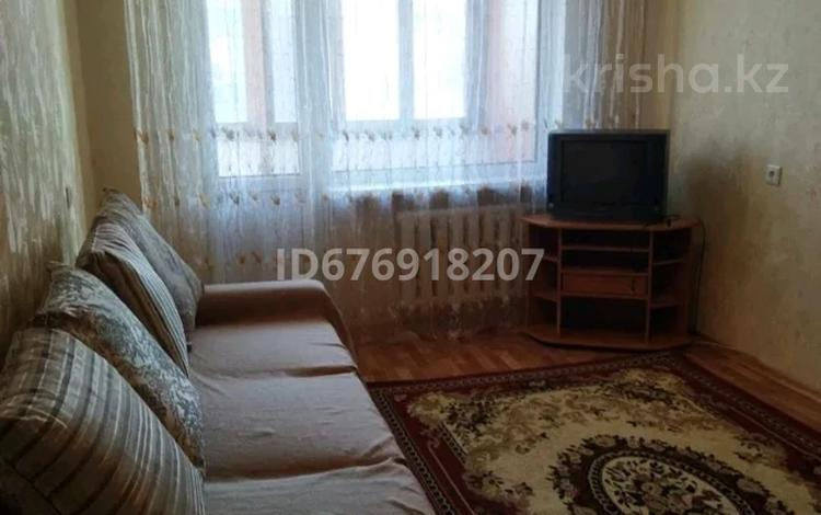 2-комнатная квартира, 54 м², 1/4 этаж, Алии Молдагуловой 21 за 12.5 млн 〒 в Шымкенте, Аль-Фарабийский р-н — фото 2