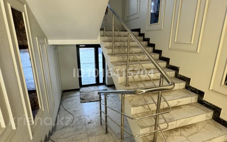 2-бөлмелі пәтер · 59.3 м² · 1/4 қабат, Жаңа қала ш/а., Жамбыла 156, бағасы: 34 млн ₸ в Караганде, Казыбек би р-н — фото 2