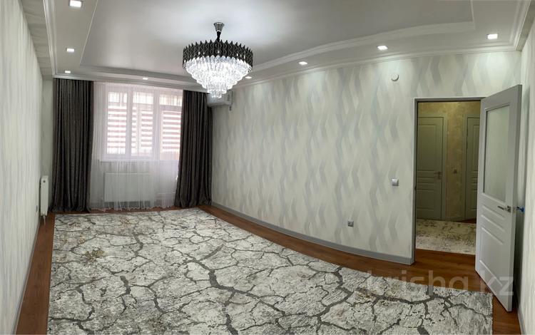 3-комнатная квартира · 85 м² · 2/6 этаж, 17-й мкр 71 за 28.5 млн 〒 в Актау — фото 2