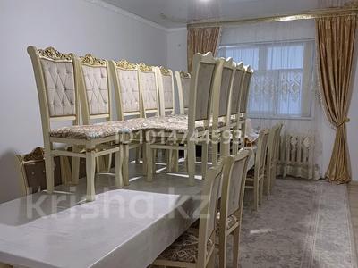 Үйдің бір бөлігі · 9 бөлме · 152 м² · 8 жүзд., Досхожина 22, бағасы: 37 млн ₸ в 