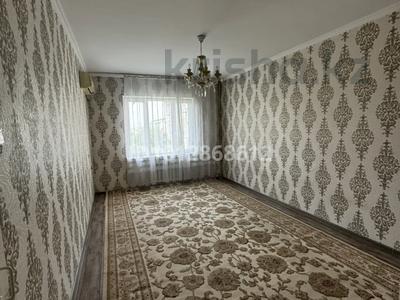 2-бөлмелі пәтер · 54 м² · 4/5 қабат, мкр Верхний Отырар 56 — Байтереков Рыскулов қилысында, бағасы: 140 000 ₸ в Шымкенте, Туран р-н