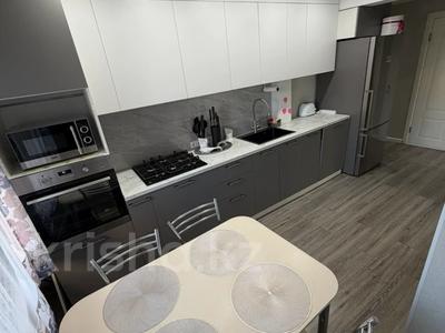 3-бөлмелі пәтер · 63 м² · 8/9 қабат, Республика 1/1, бағасы: 33 млн ₸ в Астане, Сарыарка р-н