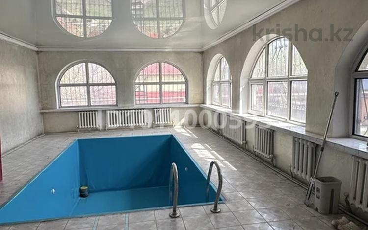 Отдельный дом · 4 комнаты · 395 м² · 11 сот., мкр Акбулак, Мкр Касыма Шарипова 86 — Рыскулова за 145 млн ₸ в Алматы, Алатауский р-н — фото 2