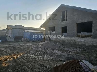 Жеке үй · 7 бөлме · 200 м² · 5.1 сот., 3й улица — Алма магазин рядом, бағасы: 22 млн 〒 в 