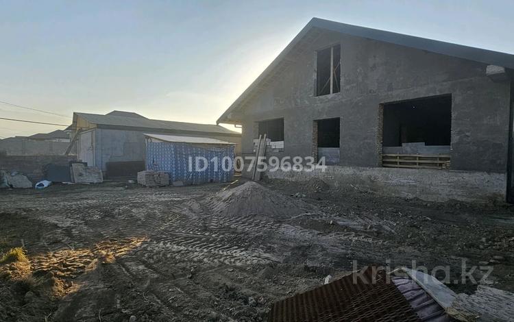 Отдельный дом · 7 комнат · 200 м² · 5.1 сот., 3й улица — Алма магазин рядом за 21 млн 〒 в  — фото 2