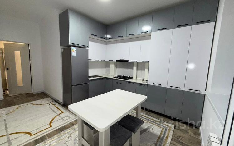 2-комнатная квартира · 70 м² · 5/5 этаж, Мустафы Шокая 74 за 180 000 ₸ в Шымкенте — фото 2