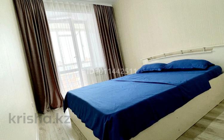 2-бөлмелі пәтер · 60 м² · 4/10 қабат, Проспкт Республики 23/1, бағасы: 13 000 ₸ в Караганде, Казыбек би р-н — фото 15