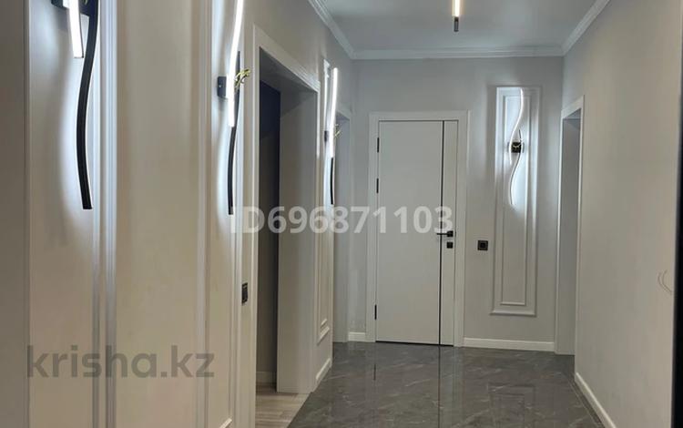 3-комнатная квартира · 100 м² · 12/13 этаж, Просп. Назарбаева 28 — Райымбека за 28 000 〒 в Алматы, Жетысуский р-н — фото 2