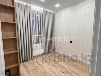 3-бөлмелі пәтер · 65 м² · 7/12 қабат, Жубан Молдагалиев, бағасы: 350 000 ₸ в Астане, Нура р-н