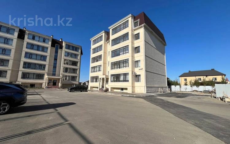 4-комнатная квартира · 127.3 м² · 1/4 этаж, 45-ый квартал за 70 млн ₸ в Костанае — фото 3