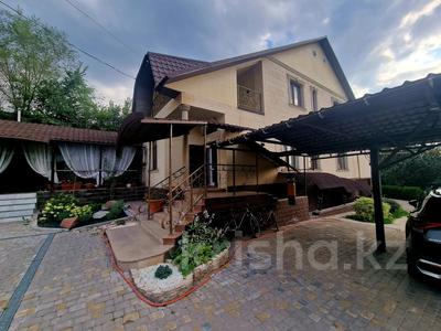 Отдельный дом · 6 комнат · 300 м², мкр Коктобе, Кыз Жибек — Достык за 1.5 млн 〒 в Алматы, Медеуский р-н