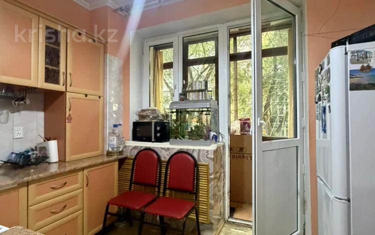 2-бөлмелі пәтер · 54 м² · 1/5 қабат, мкр Жетысу-4 15, бағасы: 38 млн ₸ в Алматы, Ауэзовский р-н — фото 2