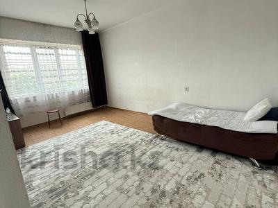 1-комнатная квартира · 37 м² · 6/9 этаж, мкр Аксай-2 56 за 26.5 млн ₸ в Алматы, Ауэзовский р-н
