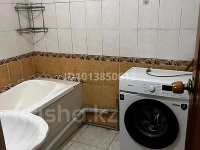 2-бөлмелі пәтер · 70 м² · 4/4 қабат, С.Ерубаева / 1 мкр 23 — Ш.Айманова және С. Ерубаева қиылысы, бағасы: 10 млн ₸ в Туркестане