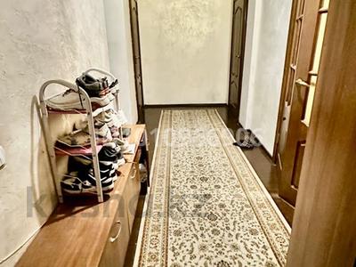 3-бөлмелі пәтер · 98 м² · 7/9 қабат, Микрорайон алтын ауыл, бағасы: 32.9 млн 〒 в Каскелене