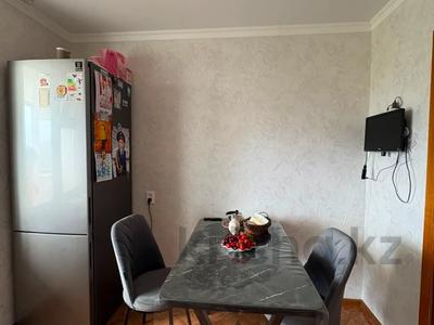 2-бөлмелі пәтер · 57 м² · 5/5 қабат, мкр Шанхай, турар рыскулова, бағасы: 13 млн ₸ в Актобе