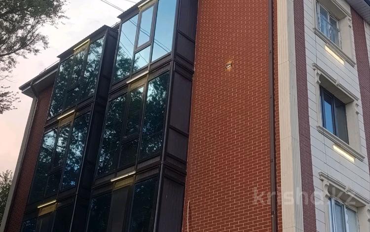 3-бөлмелі пәтер · 71.7 м² · 2/4 қабат, Толе би 40, бағасы: 39 млн ₸ в Таразе — фото 2