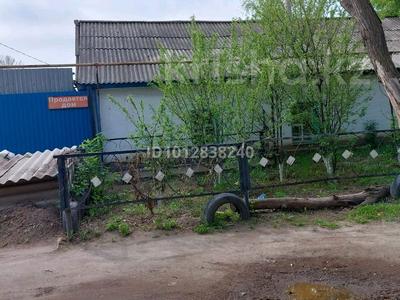 Отдельный дом · 4 комнаты · 90 м², Наурызгали Сдыкова 60 — Памятник М.Маметовой рядом за 29.5 млн ₸ в Уральске