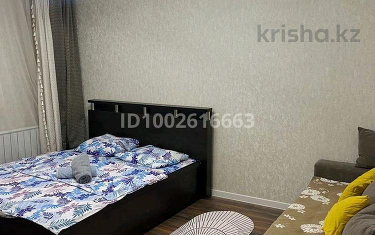 1-комнатная квартира · 43 м² · 1/12 этаж, мкр Акбулак, 1-я улица за 220 000 〒 в Алматы, Алатауский р-н — фото 2