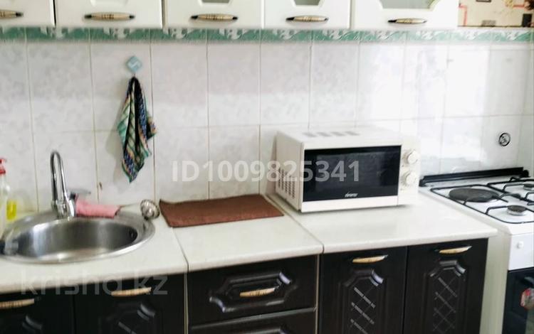 1-комнатная квартира · 32 м² · 4/5 этаж, Майкудук, Майкудук, 12й микрорайон 1 — Горняк за 1 500 ₸ в Караганде, Алихана Бокейханова р-н — фото 2