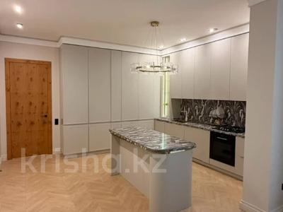 4-бөлмелі пәтер · 191 м² · 1/3 қабат, авиатор, бағасы: 85 млн ₸ в Актобе