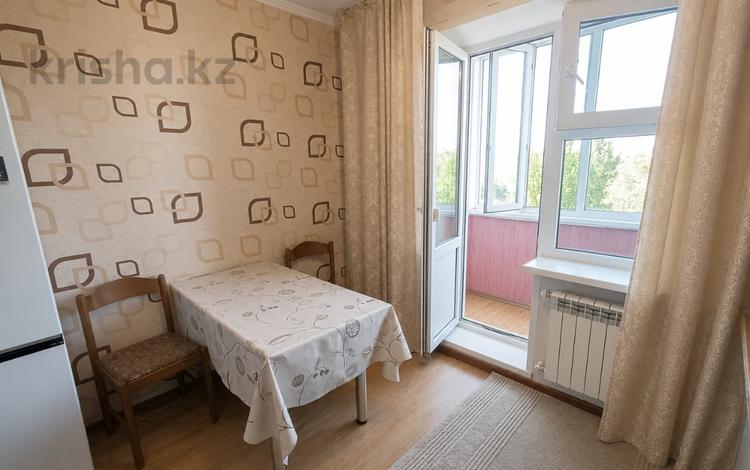 4-комнатная квартира · 90 м² · 5/5 этаж, 4 мкр за 28 млн ₸ в Уральске — фото 2