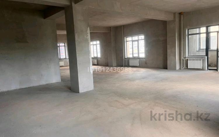 4-бөлмелі пәтер · 180 м² · 2/9 қабат, Казыбек Би 10, бағасы: 84 млн ₸ в Усть-Каменогорске — фото 2