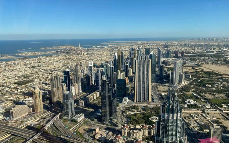 Офисы • 823 м² за ~ 6.2 млрд 〒 в Дубае — фото 2