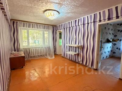 3-комнатная квартира · 50 м² · 1/5 этаж, Караменде би 74 за 10.4 млн ₸ в Балхаше