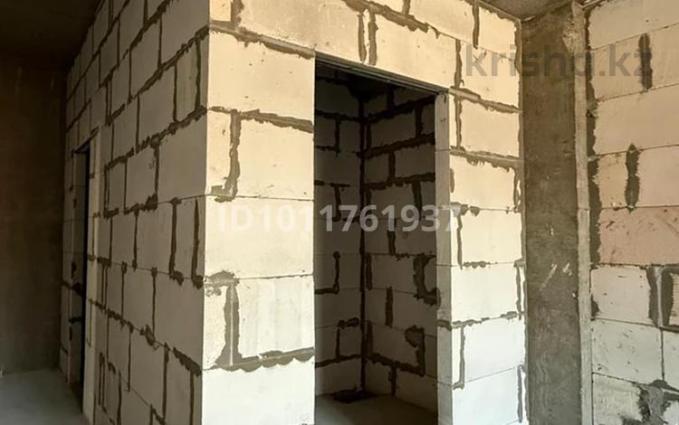 4-бөлмелі пәтер · 174 м² · 2/5 қабат, мкр Нурсая, Абулхайр-хана 56А, бағасы: 60 млн ₸ в Атырау — фото 4