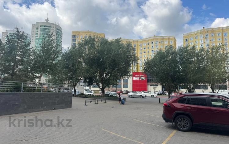 Свободное назначение, офисы, магазины и бутики, склады, общепит, салоны красоты, медцентры и аптеки, образование, развлечения · 170 м² за 80 млн ₸ в Актобе, мкр 12 — фото 2
