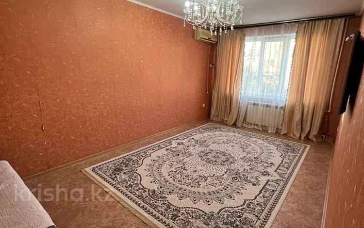 2-комнатная квартира · 50 м² · 4/5 этаж, мкр 8, Алии Молдагуловп — Рынок Алия, школа 27,21, Центральный Стадион за 110 000 ₸ в Актобе — фото 5