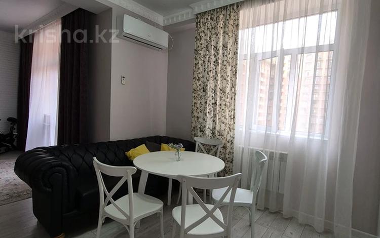 2-комнатная квартира · 60 м² · 9/15 этаж, 17-й мкр 6 за 250 000 ₸ в Актау — фото 2