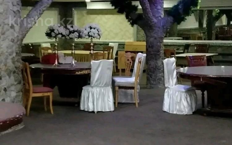 Ресторан по Трассе Алматы Бишкек, 3200 м², бағасы: 320 млн 〒 в  — фото 2
