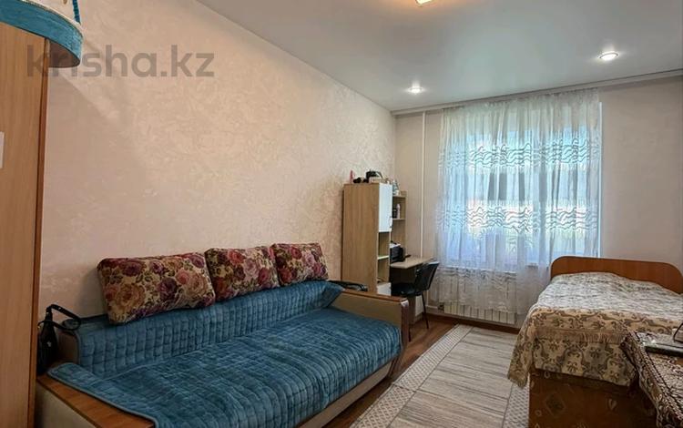 1-комнатная квартира · 39 м² · 1/5 этаж, Кокжал барака 2 за 18.9 млн ₸ в Усть-Каменогорске — фото 9