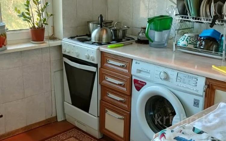 3-комнатная квартира · 58.2 м² · 4/4 этаж, мкр №8 за 32.5 млн ₸ в Алматы, Ауэзовский р-н — фото 2