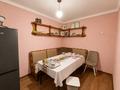 3-комнатная квартира · 62 м² · 1/5 этаж, Пришахтинск, 21й микрорайон 5 за 14.9 млн ₸ в Караганде, Алихана Бокейханова р-н — фото 9