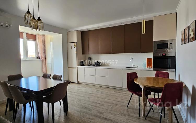 3-комнатная квартира · 105 м² · 4/5 этаж, мкр. Алтын орда, Мустафы Шокая 48 за 39 млн ₸ в Актобе — фото 2