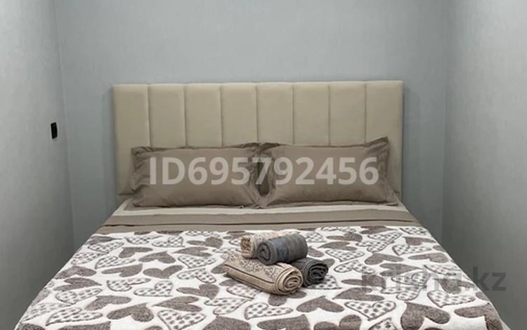 2-бөлмелі пәтер · 45 м² · 3/5 қабат, Республика — Ледовый дворец, бағасы: 13 000 〒 в Темиртау — фото 28