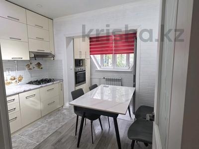 3-комнатная квартира · 76 м² · 1/9 этаж, мкр Аксай-2 26 за 48 млн ₸ в Алматы, Ауэзовский р-н