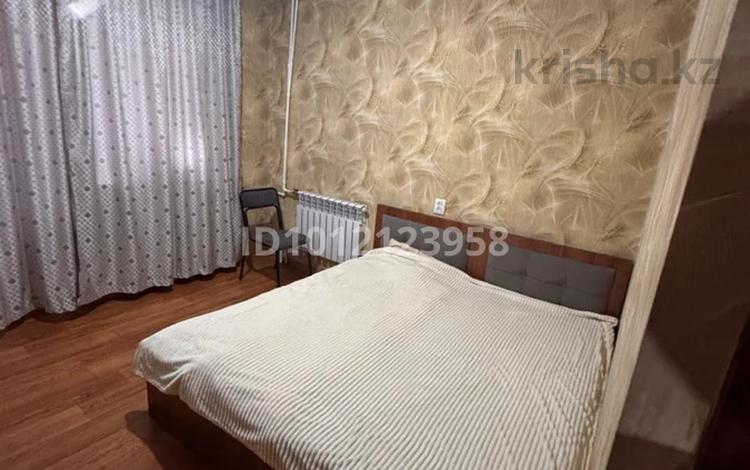 2-комнатная квартира · 42 м² · 3/5 этаж, мкр Аксай-1, Сайна 12 за 29.8 млн ₸ в Алматы, Ауэзовский р-н — фото 2