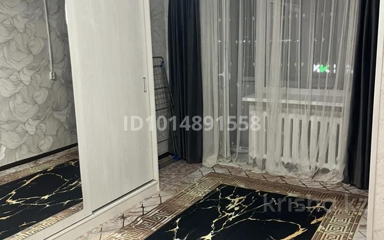 1-бөлмелі пәтер · 45 м² · 4/5 қабат, Бульвар Абая 31, бағасы: 10 000 ₸ в  — фото 2