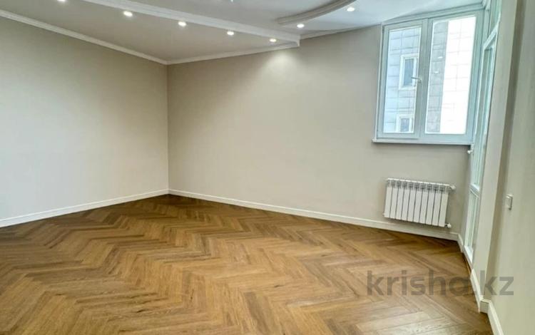 3-бөлмелі пәтер · 140 м² · 13/18 қабат, Достык, бағасы: 114.9 млн ₸ в Алматы, Медеуский р-н — фото 6
