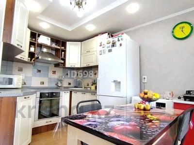 3-комнатная квартира · 68 м² · 7/9 этаж, Кабанбай батыра — Центр.рынок, Казына за 37 млн ₸ в Семее
