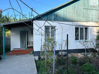 Отдельный дом · 3 комнаты · 80 м² · 9 сот., Заводская (Кажымукана) 38/1 — Дом культуры за 14 млн ₸ в Кордае