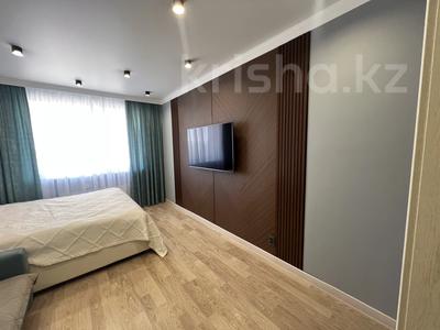 1-комнатная квартира · 40 м², Альфараби 46 за 250 000 ₸ в Астане, Есильский р-н