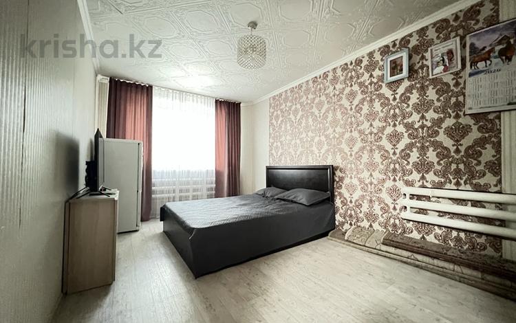 3-бөлмелі пәтер · 60 м² · 1/5 қабат, 40 лет Победы 85, бағасы: 9.5 млн ₸ в Шахтинске — фото 2