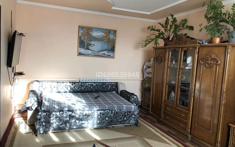 Отдельный дом · 3 комнаты · 90 м² · 10 сот., Алкей маргулан 271а за 30 млн ₸ в Каражар — фото 3