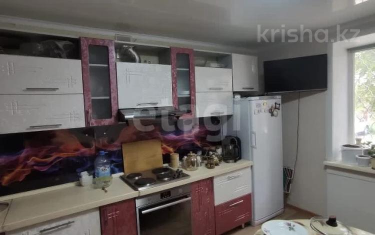 3-комнатная квартира · 75.1 м² · 1/4 этаж, Железнодорожная 8 за 17 млн ₸ в Аксу — фото 2