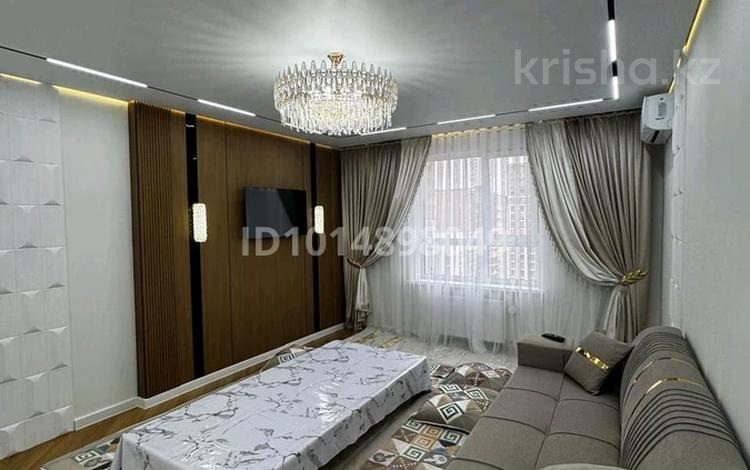 2-бөлмелі пәтер · 71.6 м² · 12/15 қабат, Сырым батыра 99/3, бағасы: 41 млн ₸ в Шымкенте, Абайский р-н — фото 2